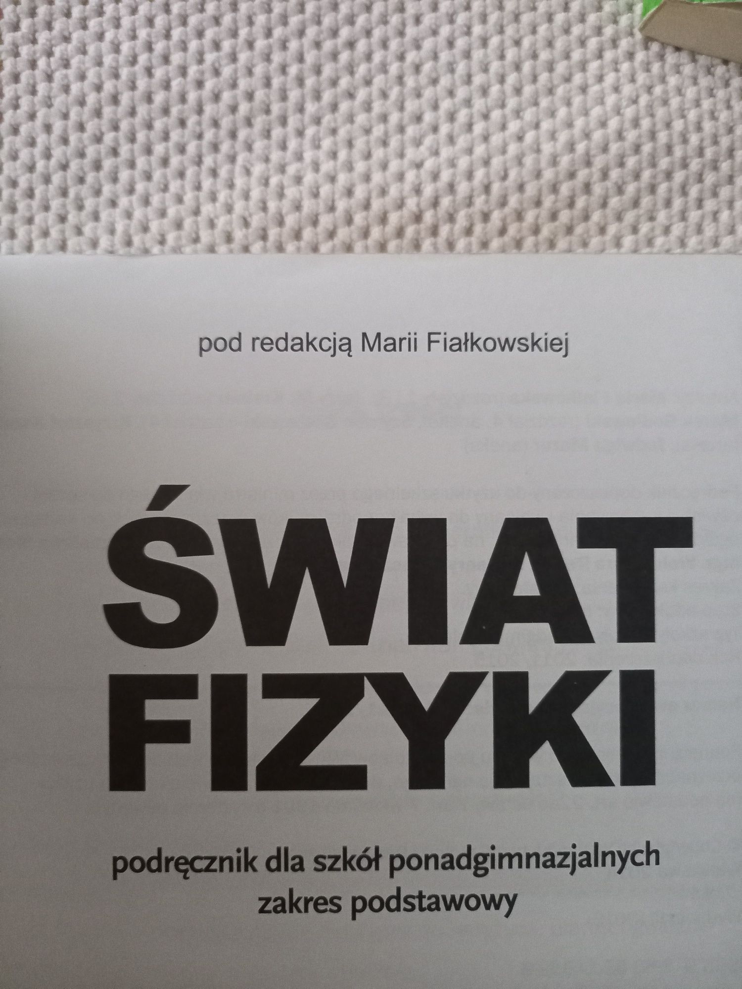 Podręcznik "Świat fizyki"