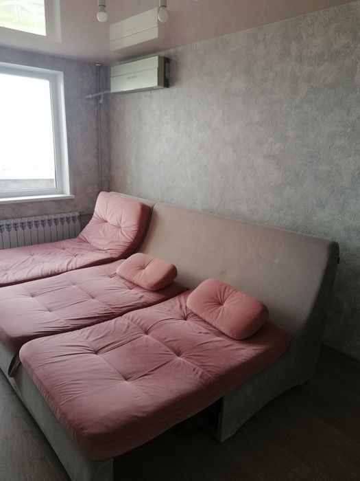 Продам диван.Великий