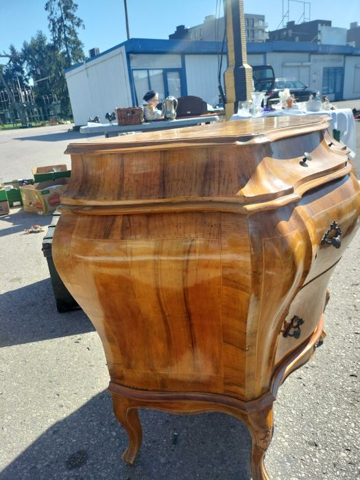 piękna komoda w stylu art deco