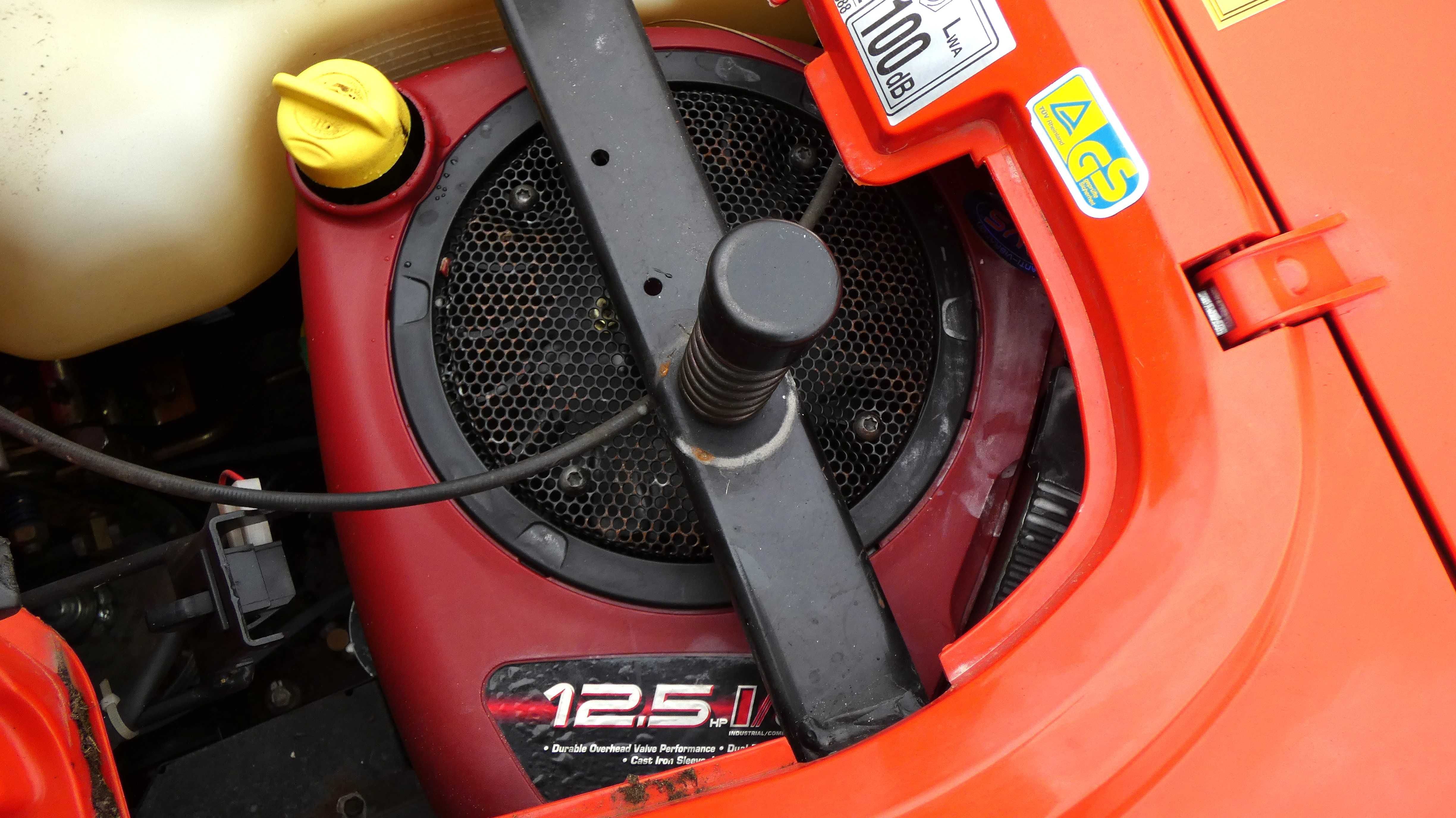 Traktorek kosiarka SABO Briggs&Stratton (021101.3) Baras