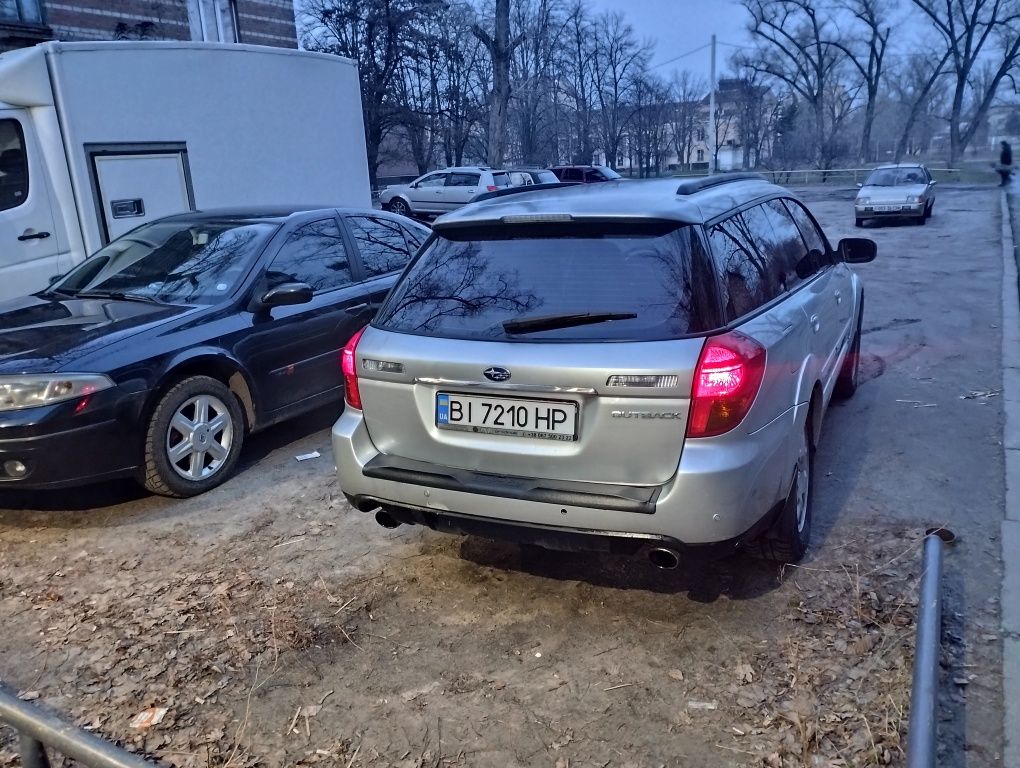 Продам Subaru outback 2005