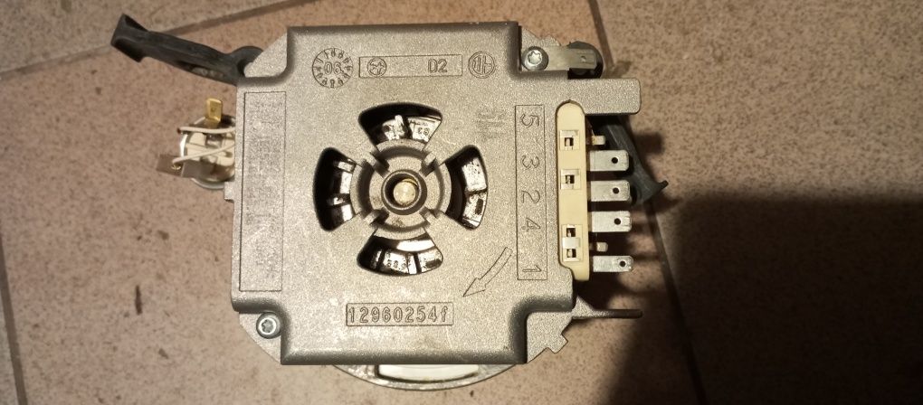 Pompa zmywarki Bosch Siemens myjąca silnik