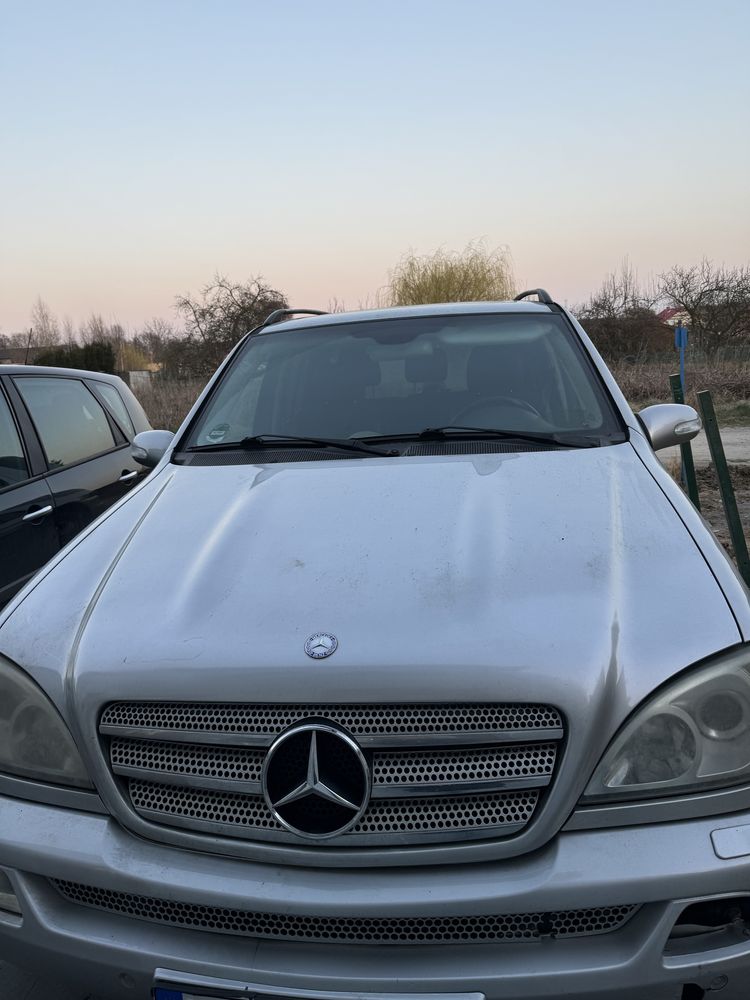 Mercedes ML 270 na części