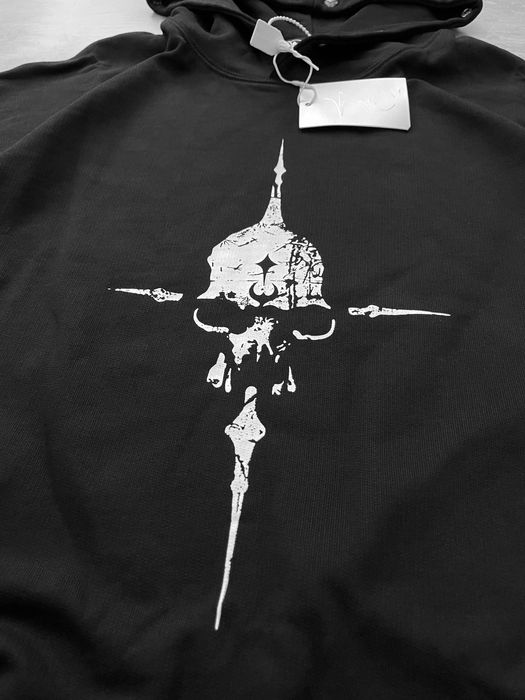 Худі Thug Club чорного кольору оверсайз.