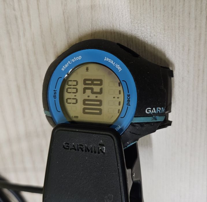 Smartwatch Garmin z nawigacją GPS dla biegaczy sportowy Forerunner 210