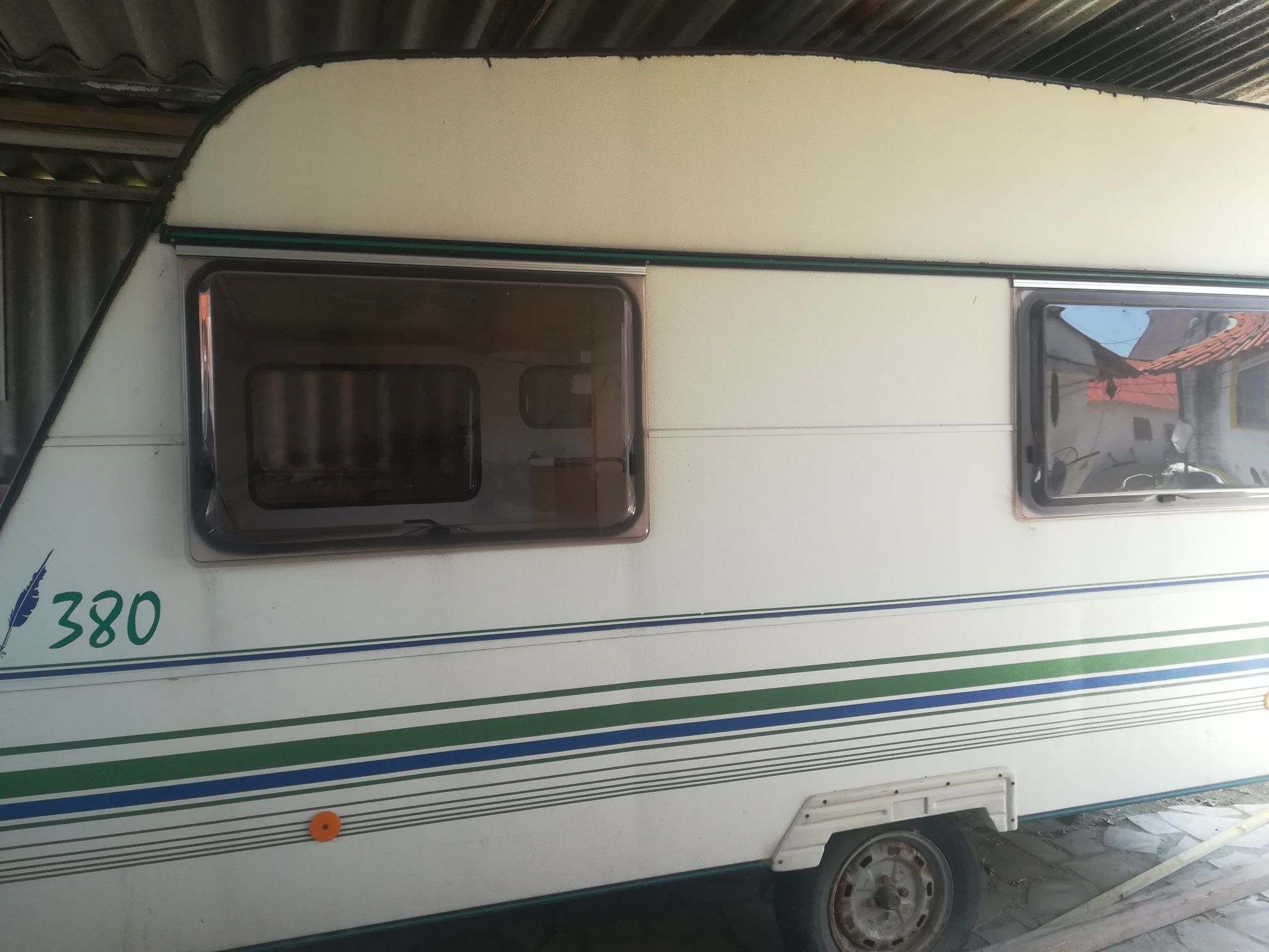 Vendo Caravana Pluma