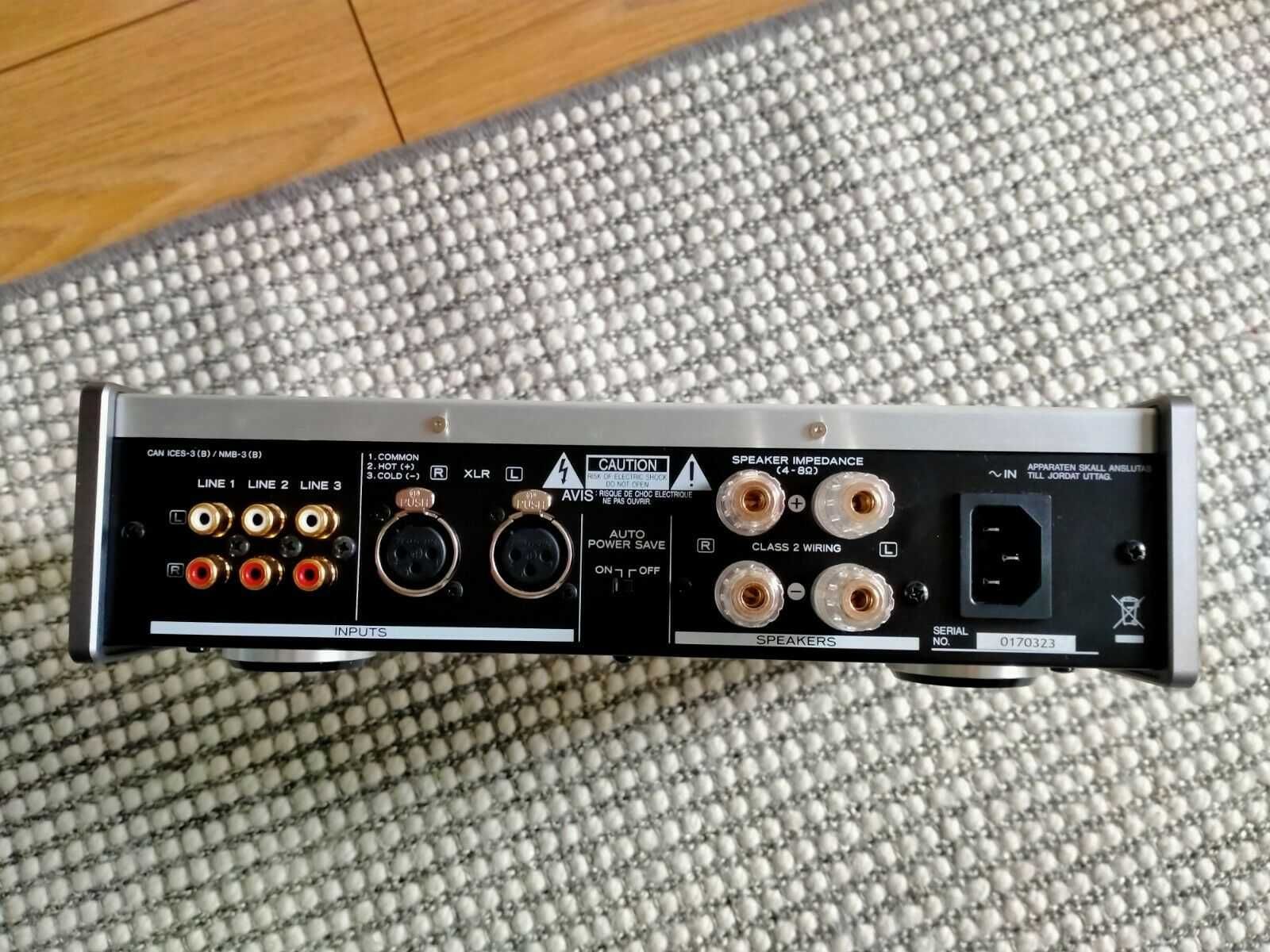 Балансный стереоусилитель TEAC AX-501 (видеообзор)