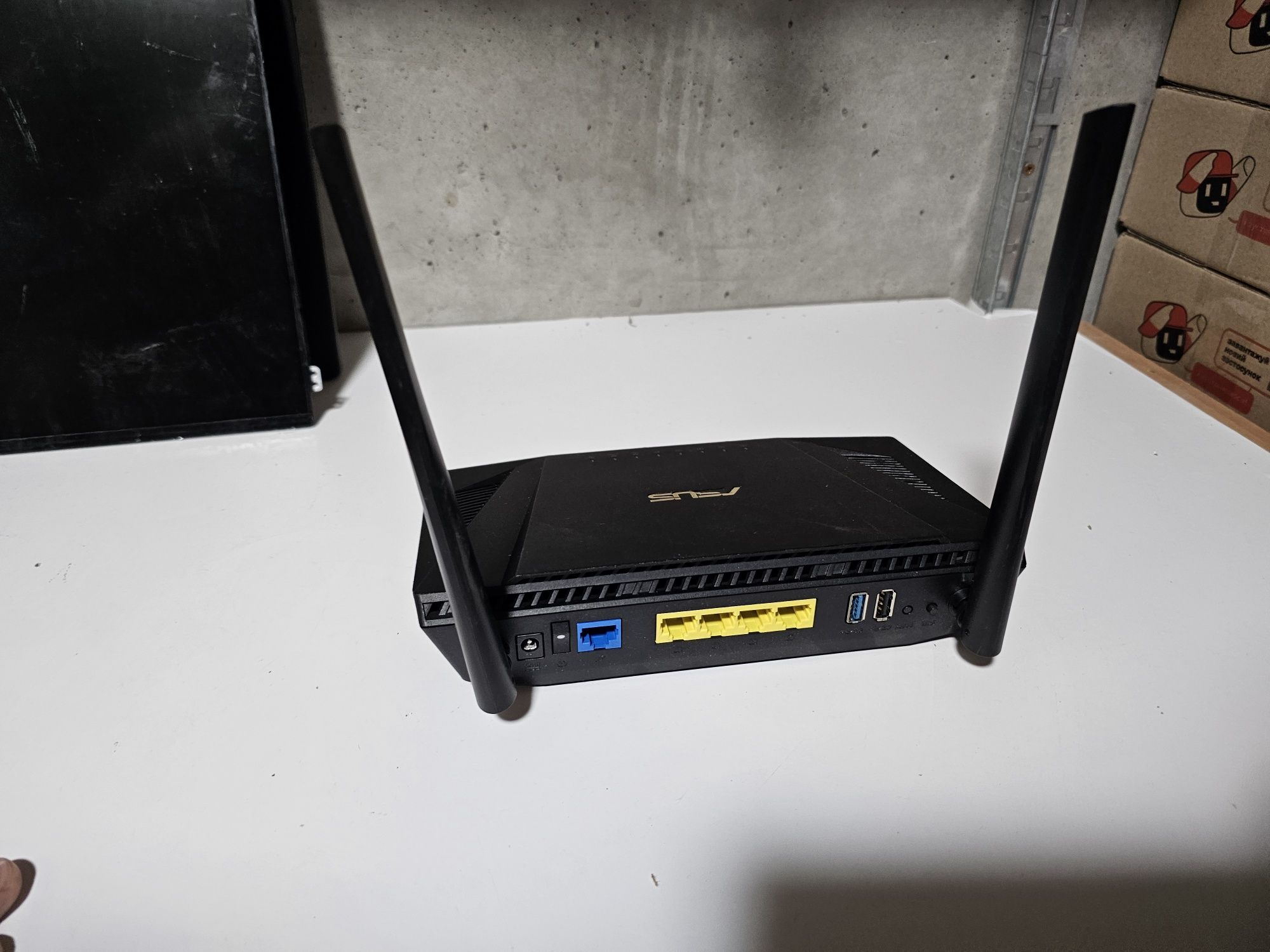 Бездротовий маршрутизатор роутер ASUS RT-AX56U WiFi 6 AIMESH MU-MIMO