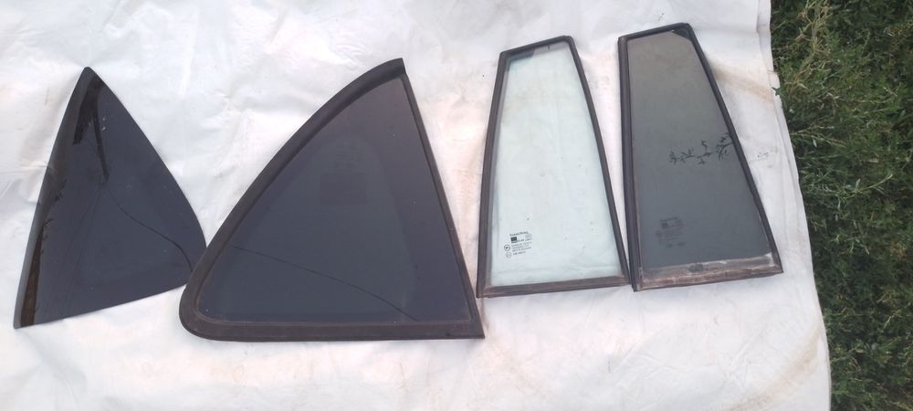 Стекла дверей и кузова Санг -Енг