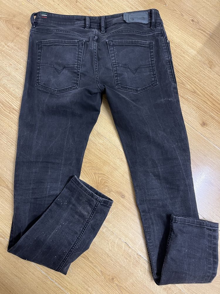 Calça jeans diesel