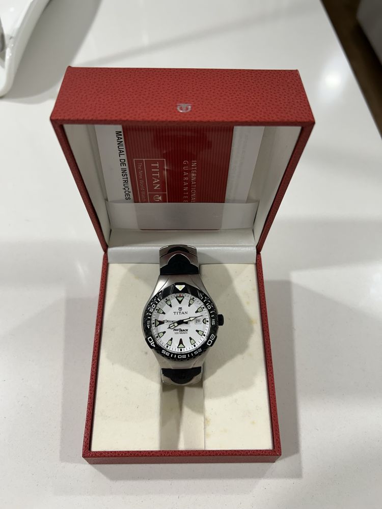 Relógio TITAN FasTrack 100m