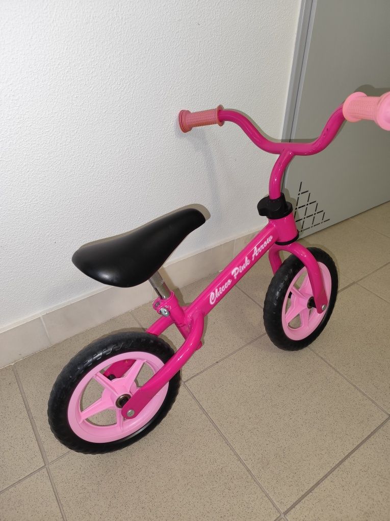 Chicco - Bicicleta de Aprendizagem Rosa Sem Pedais