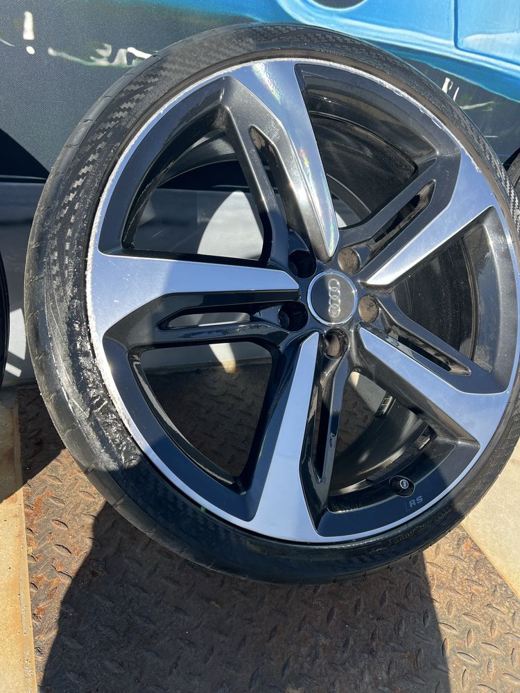 Kola  AUDI RS6 C7 4G 21 CALI 9J ET46