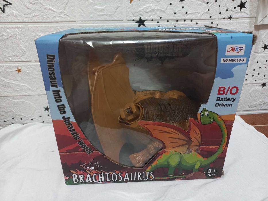 Динозавр з крилами