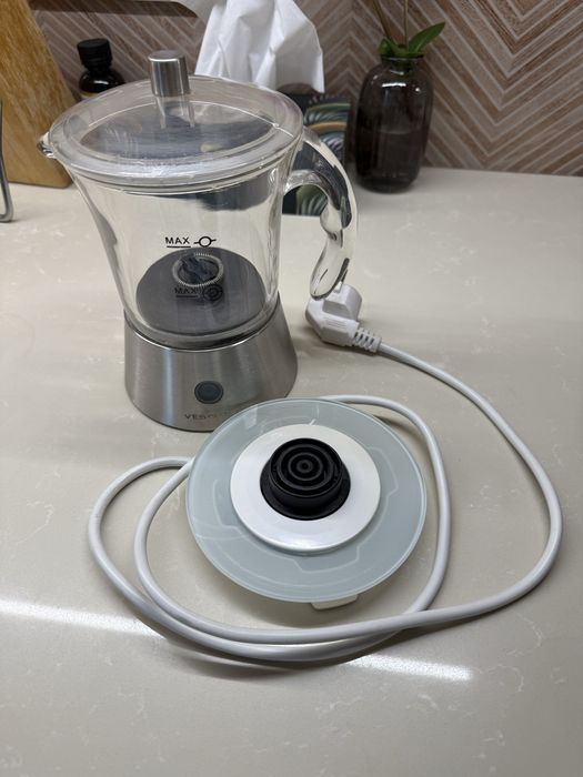 Електричний спінювач молока Ves V-FS23