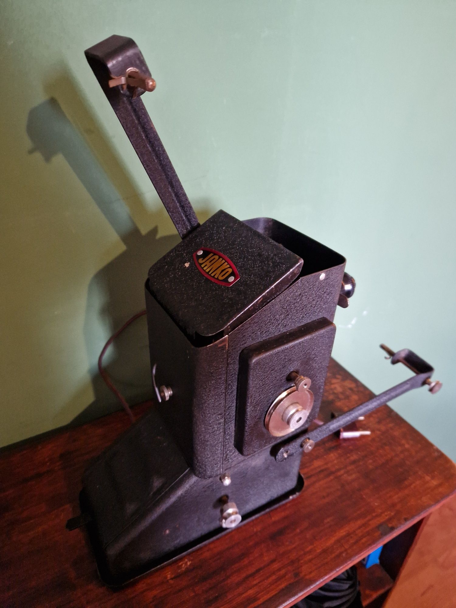 Projector antigo filmes 9,5mm (Anos 50)