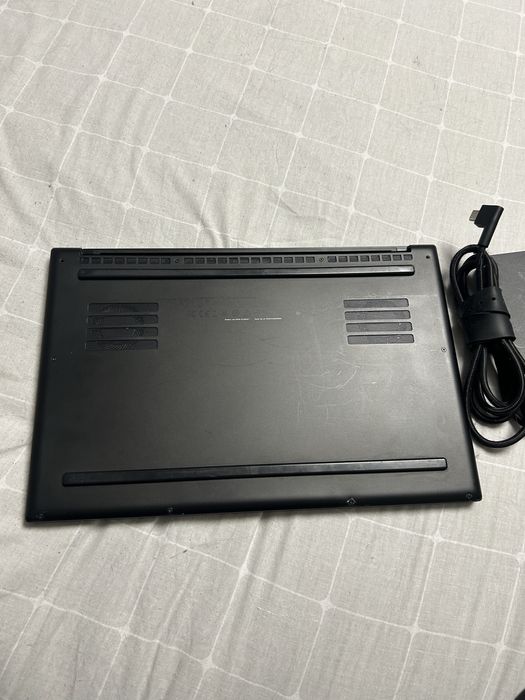 Не робочий ігровий ноутбук Razer Blade 15 RTX 2070 9750H