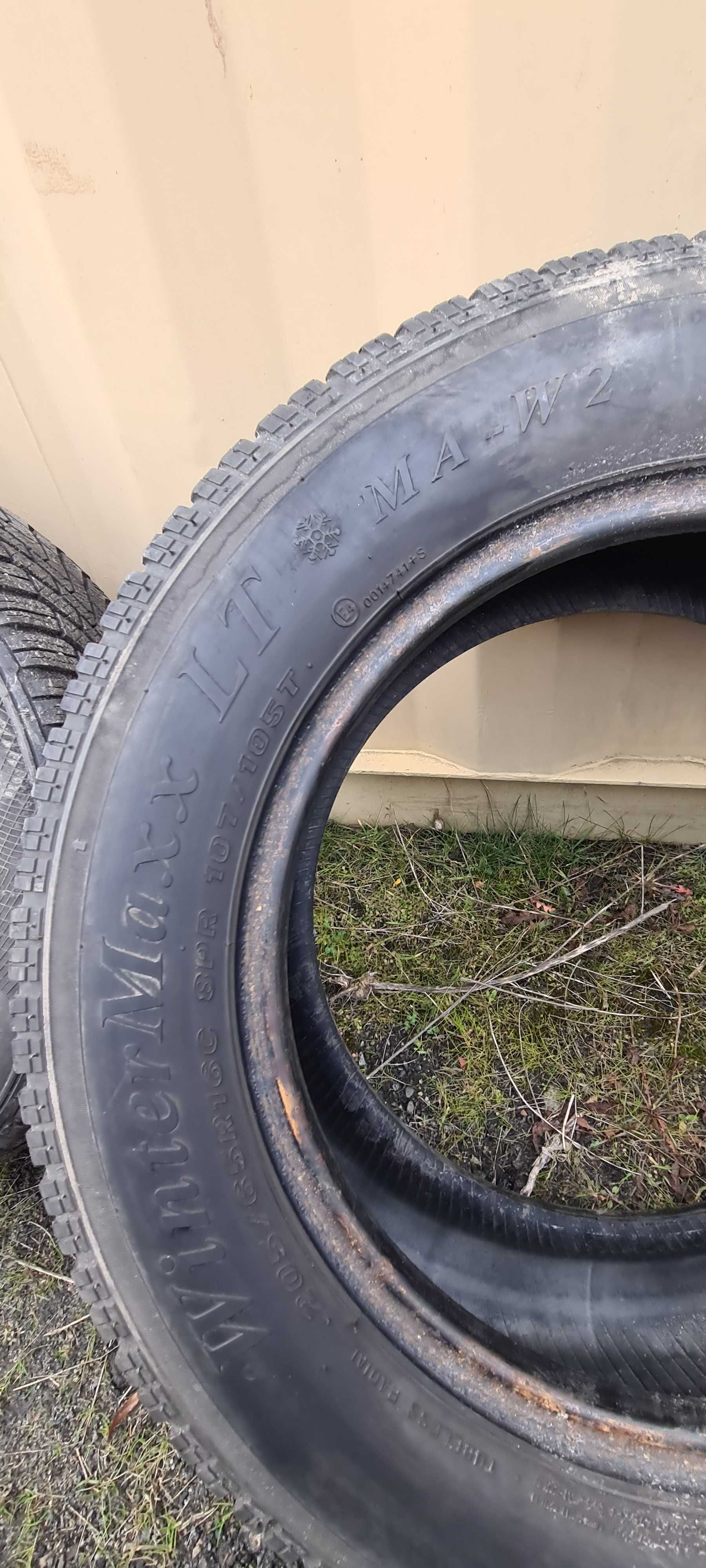 Opona samochodu dostawczego 205/65R16C Maxxis *S ZIMA