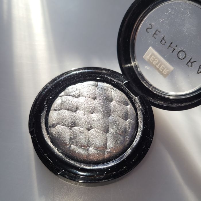 Sephora Outrageous Metallic Silver cień do powiek Prisma Chrome