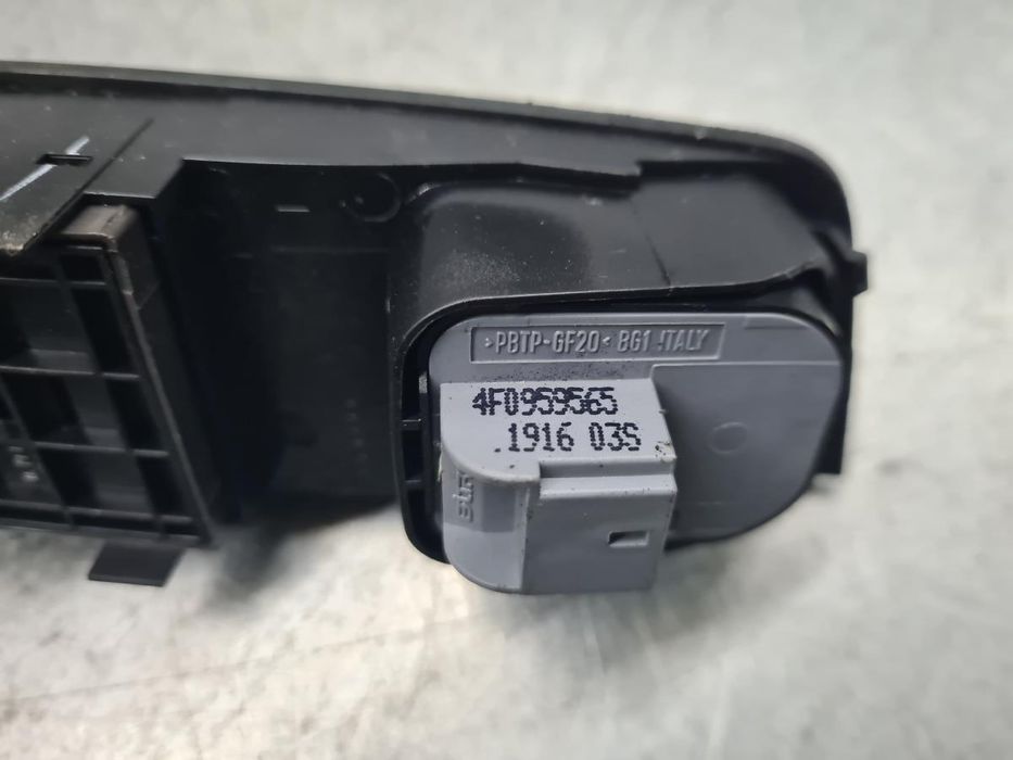 Comando / botão / interruptor vidros frente esquerdo AUDI A1 Sportback