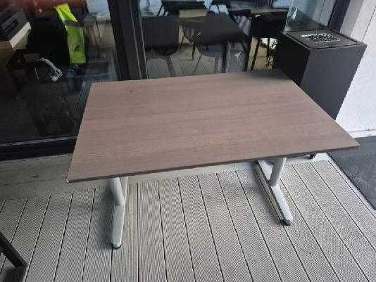 biurka, szafy, meble biurowe IKEA