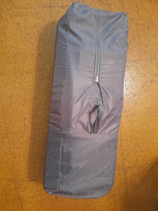 Cama de bebé em bom estado