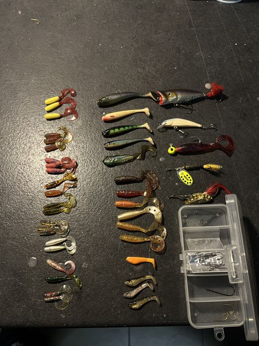 Zestaw spinningowy wodlery blachy przynęty zanęty