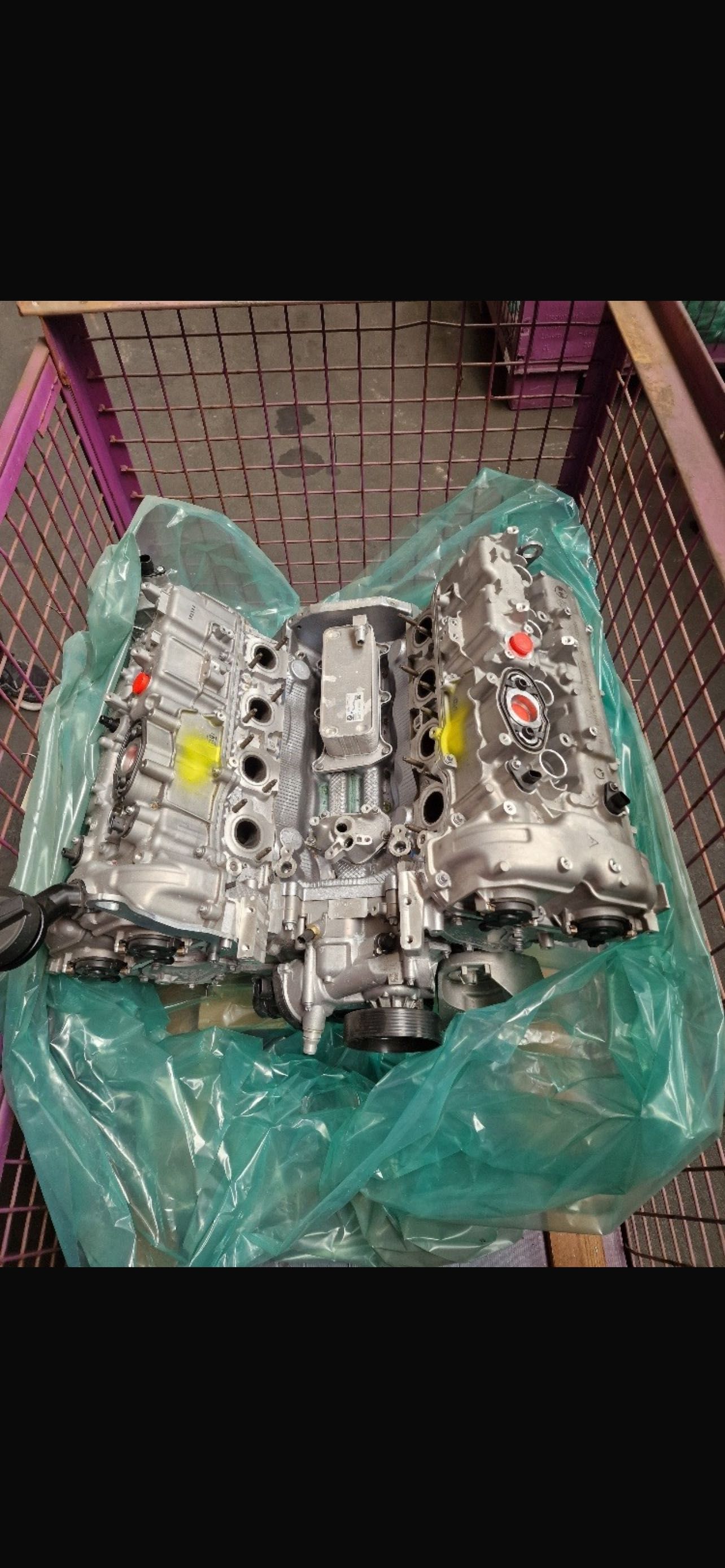 Мотор новый bmw b58 b57 n63 s68b44 b48 b38 новый оригинал в сборе.