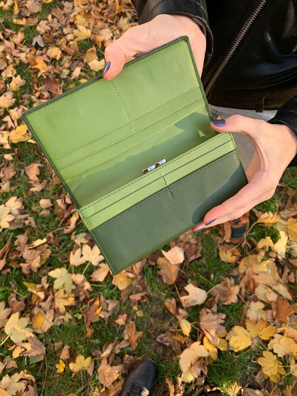 Зелений гаманець Saralyn