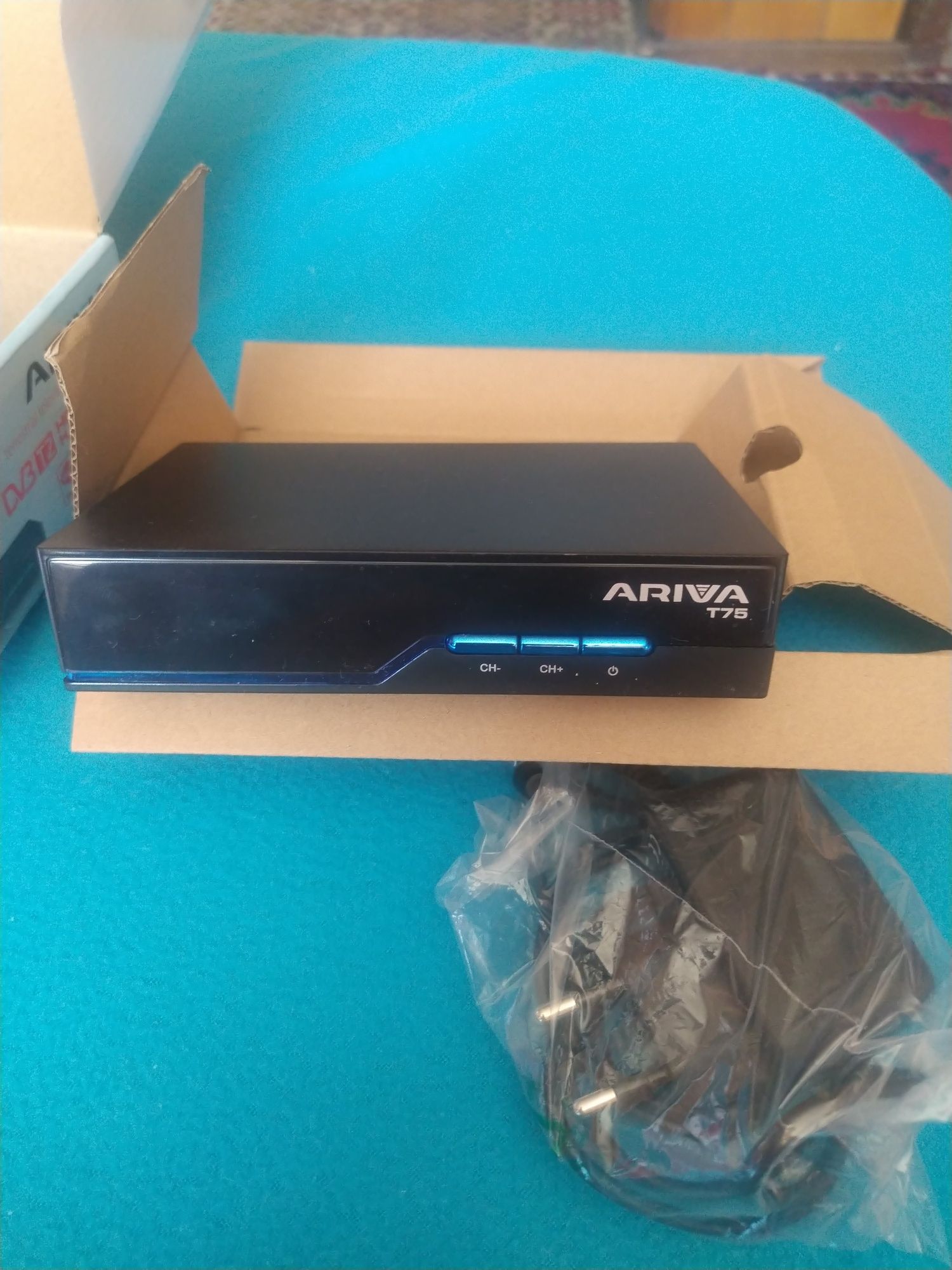 Dekoder DVB-T 2 Ariva T 75