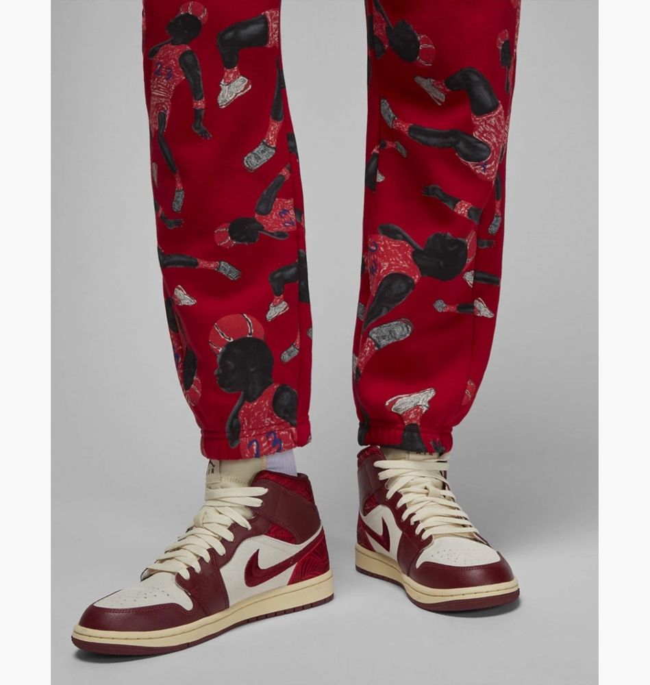 Штани на флісі  Air Jordan ARTIST SERIES BY PARKER DUNCAN DX0405-687