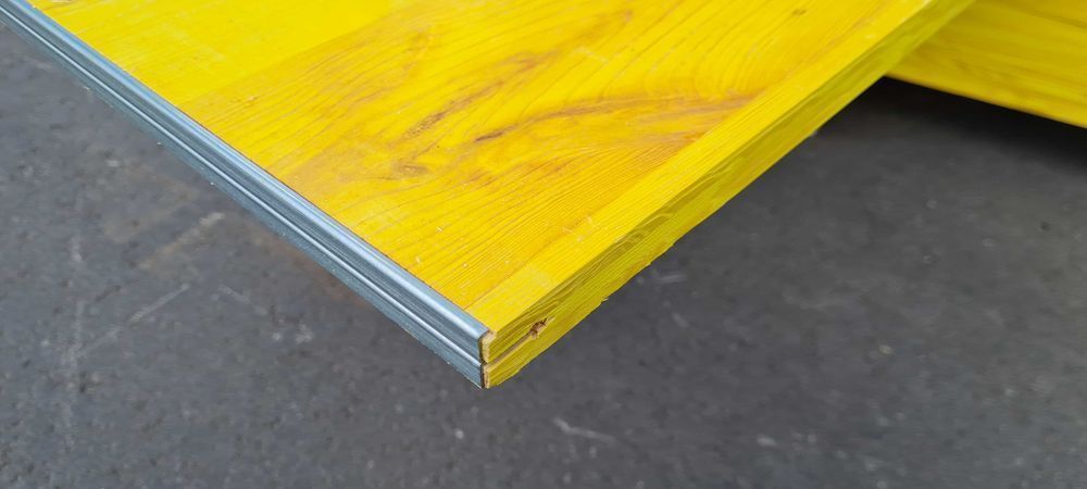 Płyta szalunkowa trójwarstwowa okuta płyty do szalunków budowlane