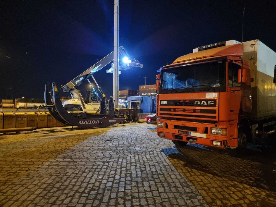 Taxas competitivas de envio maritimo RoRo.
