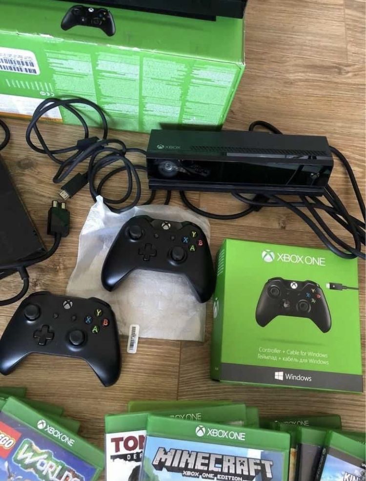 Konsola Xbox One Gry Pad Kinect Fortnite