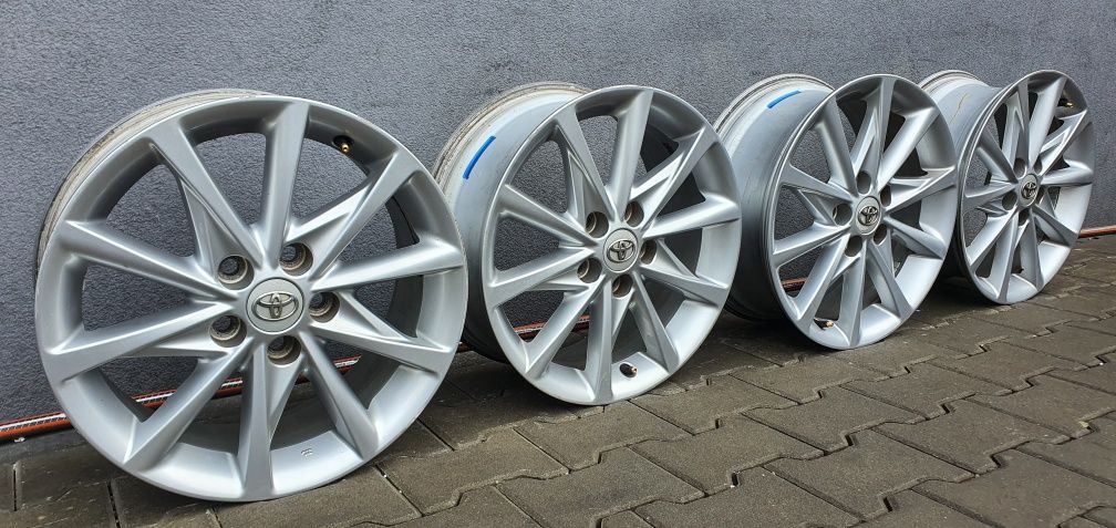 "17 5x114.3 Toyota Oryginał