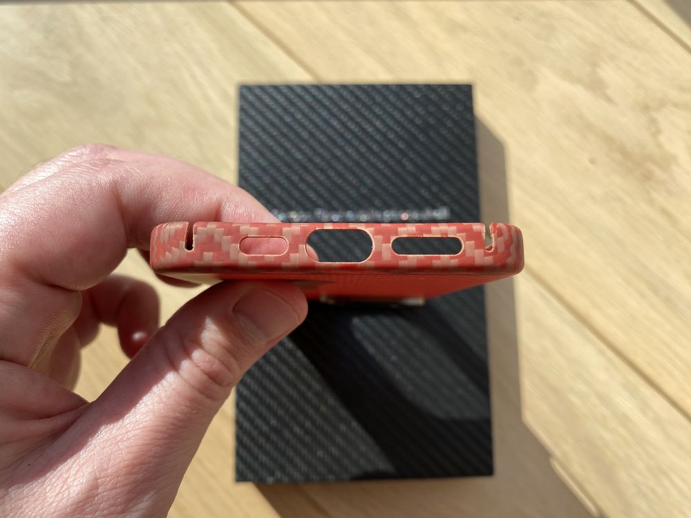 Carbon Red - чохол для Apple IPhone 13 Pro - бампер карбон