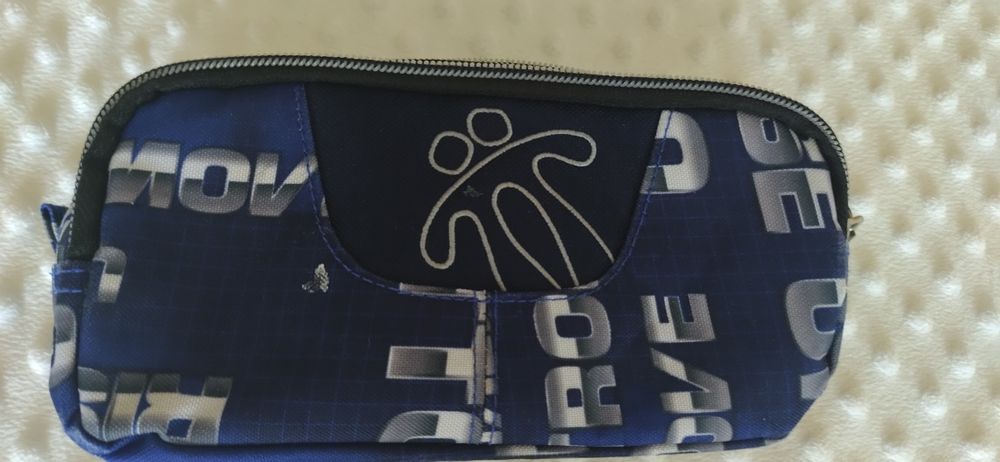 Estojo escolar da TOTTO