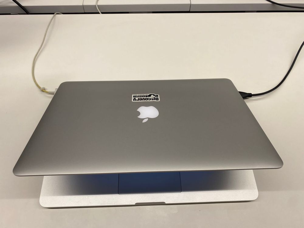 MacBook Pro 15.4” 2014 i7 2.2Ghz 16Gb DDR3L 256Gb SSD