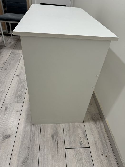 Комп’ютерний стіл