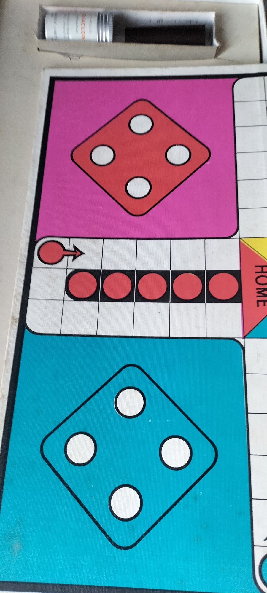 Gra planszowa Vintage Spears Ludo z lat 60. Gra rodzinna w stylu retro
