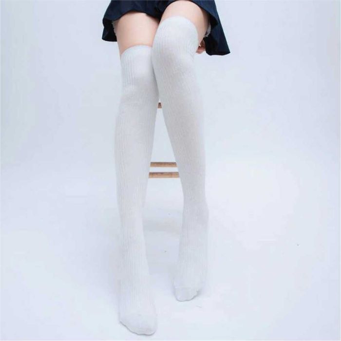 Білі, молочні гольфи вище коліна в рубчик