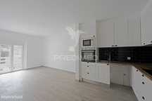 Apartamento T3 com quintal Barreiro