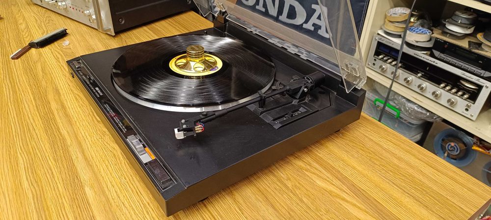 Вініловий програвач JVC QL-A 220 (відео роботи ! )