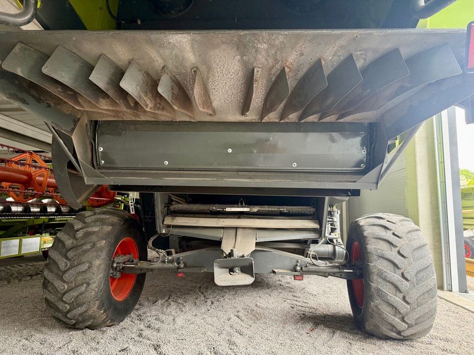 Зернозбиральний комбайн Claas Lexion 580