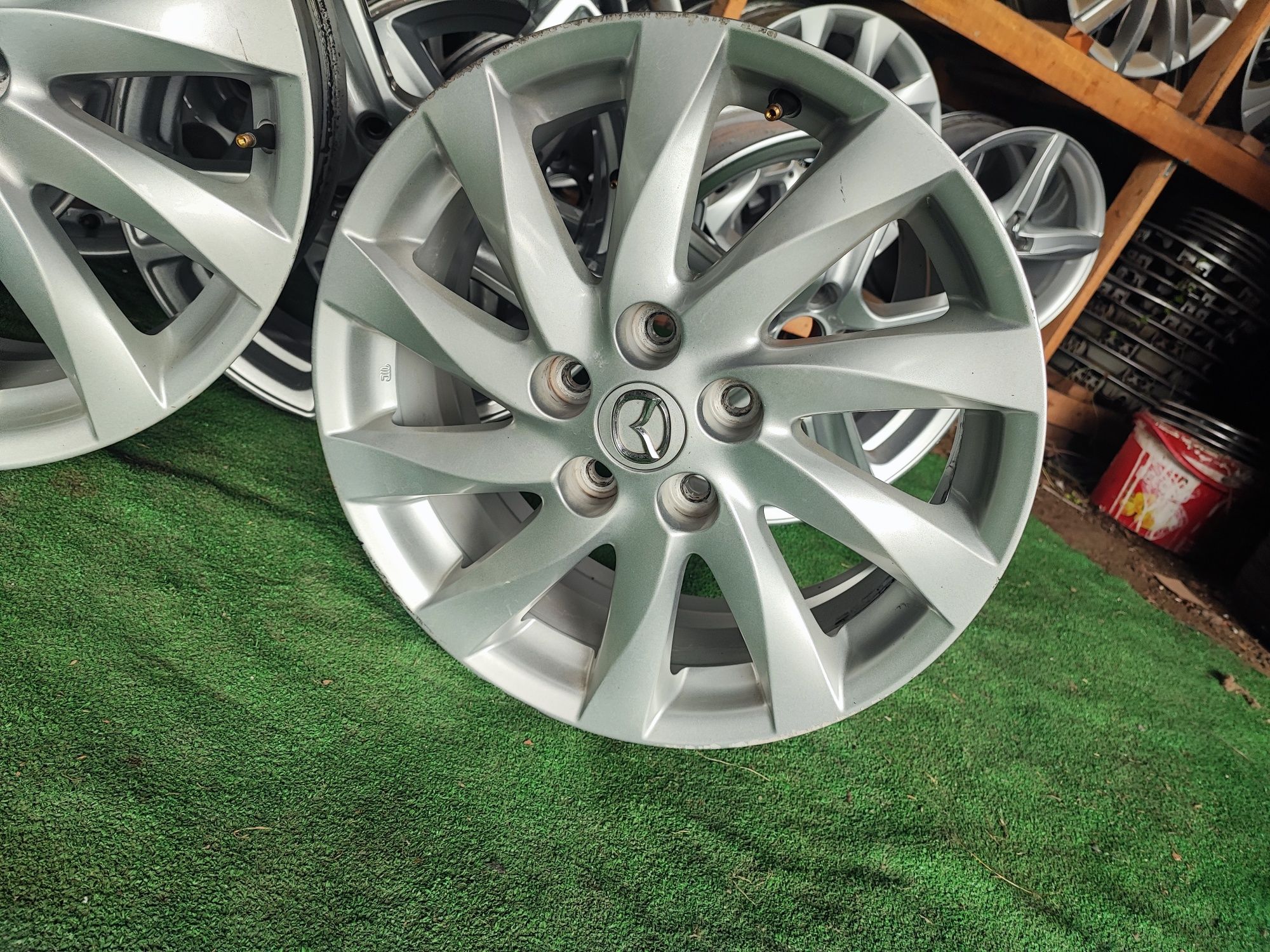 Zobacz TSM alufelgi 5x114.3 et60 7x17 67.1 oryginał mazda