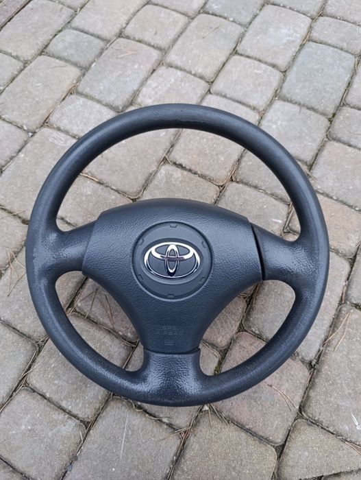 Kierownica toyota Toyota Corolla E12 2003r