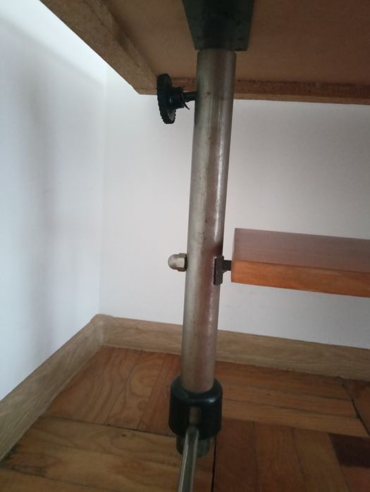 Stolik kawowy PRL „Kalwarianka”, lata 70., blat z szachownicą