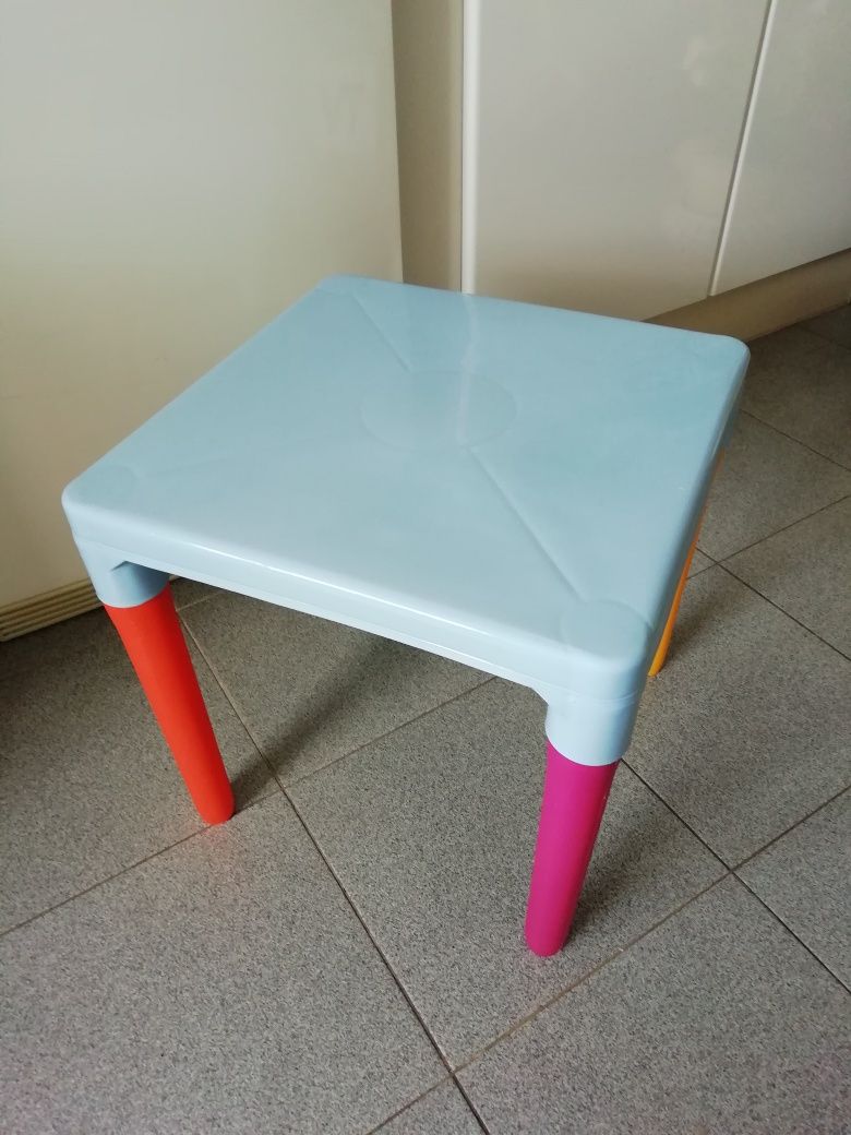 Mesa infantil desmontável