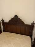 Cama antiga em muito bom estado