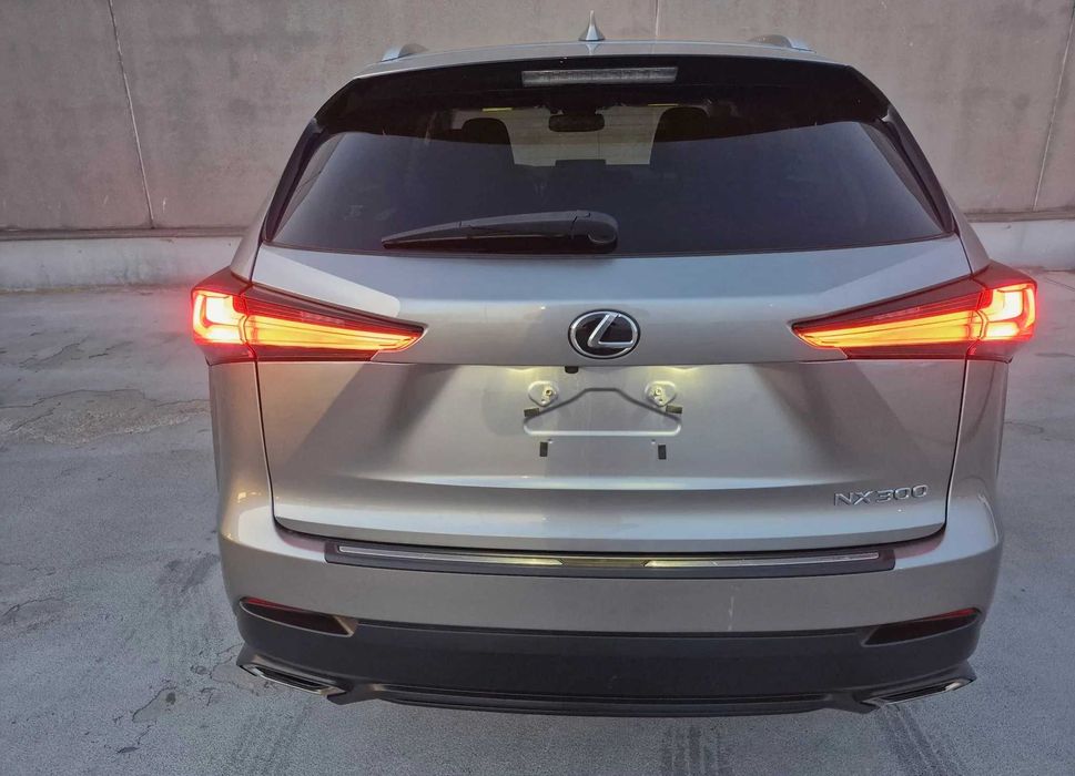 Lexus NX 300 Elegance Optimum AWD 2019 2.0